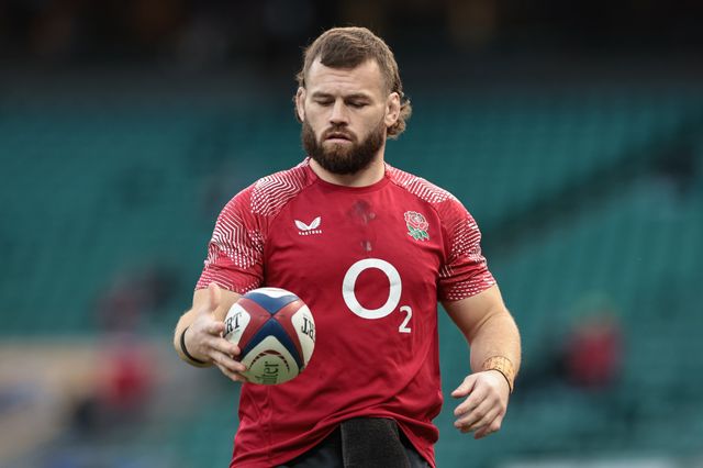 Luke Cowan-Dickie of England in the pre-game warm up during the Quilter Nations Series 2025 match England vs Argentina at Allianz Stadium, Twickenham, United Kingdom, 23rd November 2025

(Photo by Mark Cosgrove/News Images)

*** GER AUT SUI OUT ***