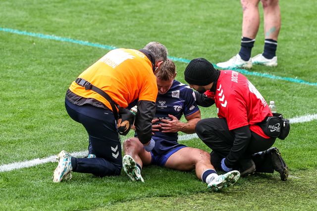Olly Ashall-Bott of Toulouse Olympique receives treatment for an injury during the Betfred Super League round 10 match Hull FC vs Toulouse Olympique at MKM Stadium, Hull, United Kingdom on 03 May 2026

(Photo by Alfie Cosgrove/News Images)