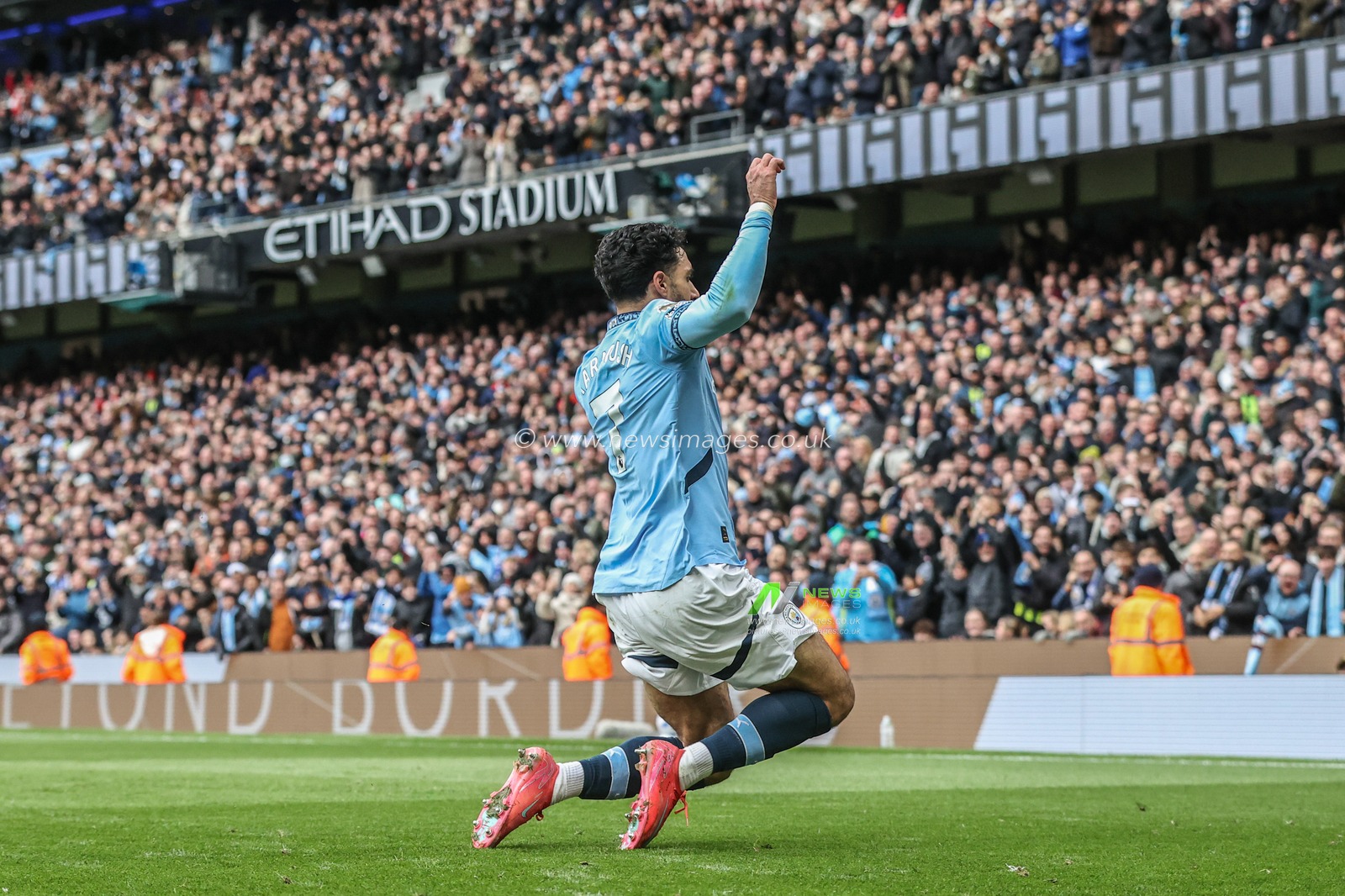 Omar Marmoush of Manchester City celebrates his goal to make it 2-1 during the Premier League match Manchester City vs Brighton and Hove Albion at Etihad Stadium, Manchester, United Kingdom, 15th March 2025

(Photo by Alfie Cosgrove/News Images)