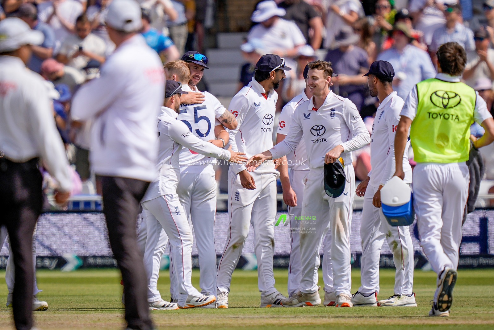 England captain Ben Stokes celebrates taking the wicket of Zak Foulkes of New Zealand moments after announcing his retirement from international cricket during the 3rd Rothesay Test Match Day 4 match England vs New Zealand at Trent Bridge, Nottingham, United Kingdom on 28 June 2026

(Photo by Maynard Manyowa/News Images)