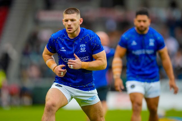Warrington warriors players in the pre-game warm up session during the Betfred Super League round 14 match St Helens vs Warrington Wolves at The BrewDog Stadium, St Helens, United Kingdom on 11 June 2026

(Photo by Maynard Manyowa/News Images)