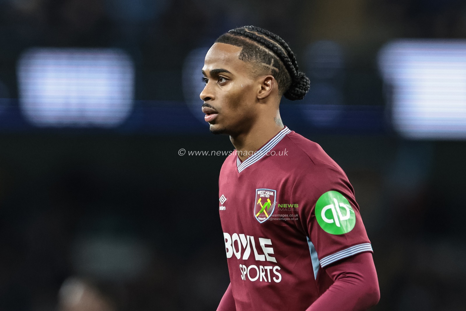 Crysencio Summerville of West Ham United during the Premier League match Manchester City vs West Ham United at Etihad Stadium, Manchester, United Kingdom, 20th December 2025

(Photo by Mark Cosgrove/News Images)

*** GER AUT SUI OUT ***
