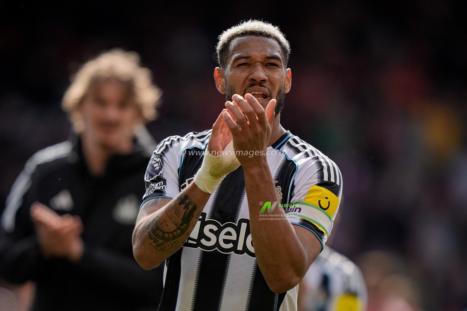 Joelinton of Newcastle United applauds the fans after the final whistle  during the Premier League match Nottingham Forest vs Newcastle Untied at City Ground, Nottingham, United Kingdom on 10 May 2026

(Photo by Maynard Manyowa/News Images)