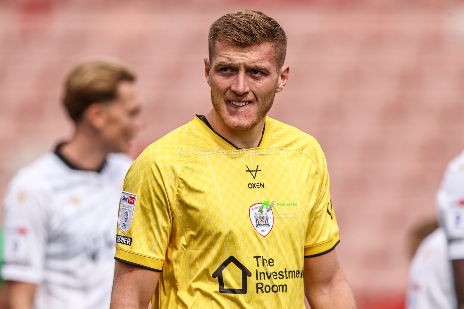 Sky Bet League One: Barnsley v Bromley