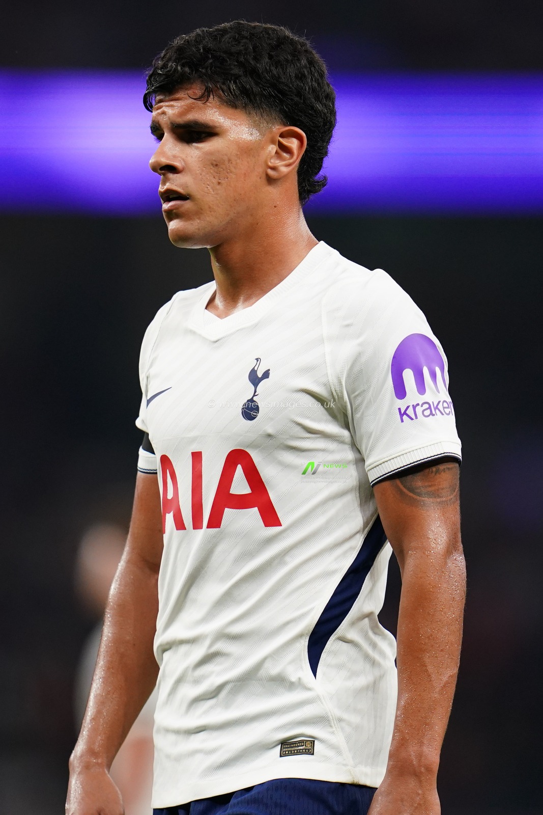 Mateus Fernandes of Tottenham Hotspur during the Carabao Cup round 2 match Tottenham Hotspur vs Charlton Athletic at Tottenham Hotspur Stadium, London, United Kingdom on 26 August 2026

(Photo by Harvey Murphy/News Images)