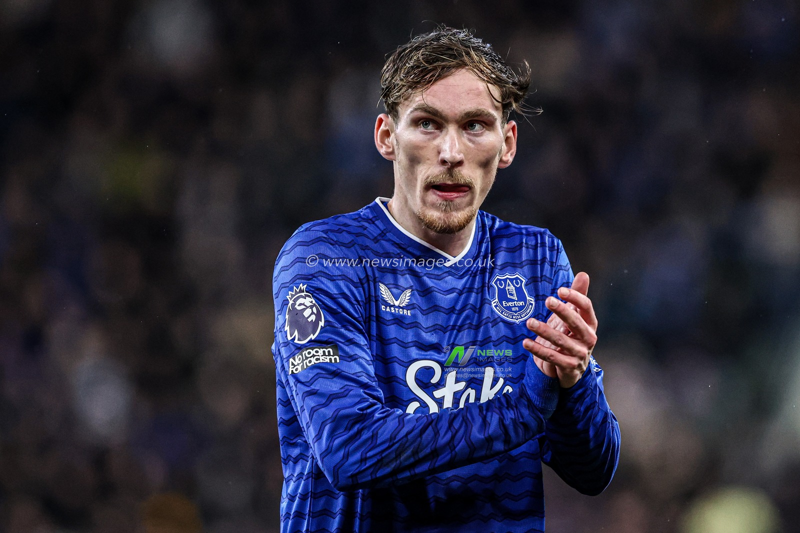 James Garner of Everton during the Premier League match Everton vs Nottingham Forest at Hill Dickinson Stadium, Liverpool, United Kingdom, 6th December 2025

(Photo by Alfie Cosgrove/News Images)

*** GER AUT SUI OUT ***