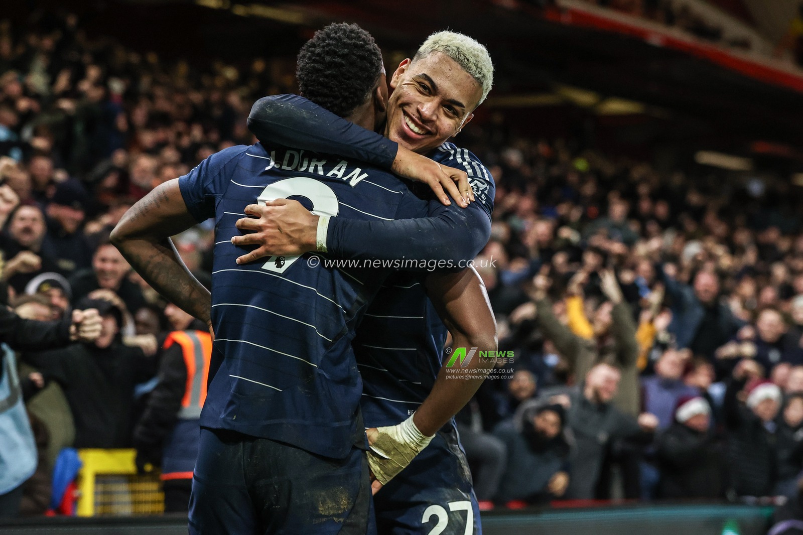 Jhon DurÃ¡n of Aston Villa celebrates his goal to make it 0-1 during the Premier League match Nottingham Forest vs Aston Villa at City Ground, Nottingham, United Kingdom, 14th December 2024

(Photo by Alfie Cosgrove/News Images)