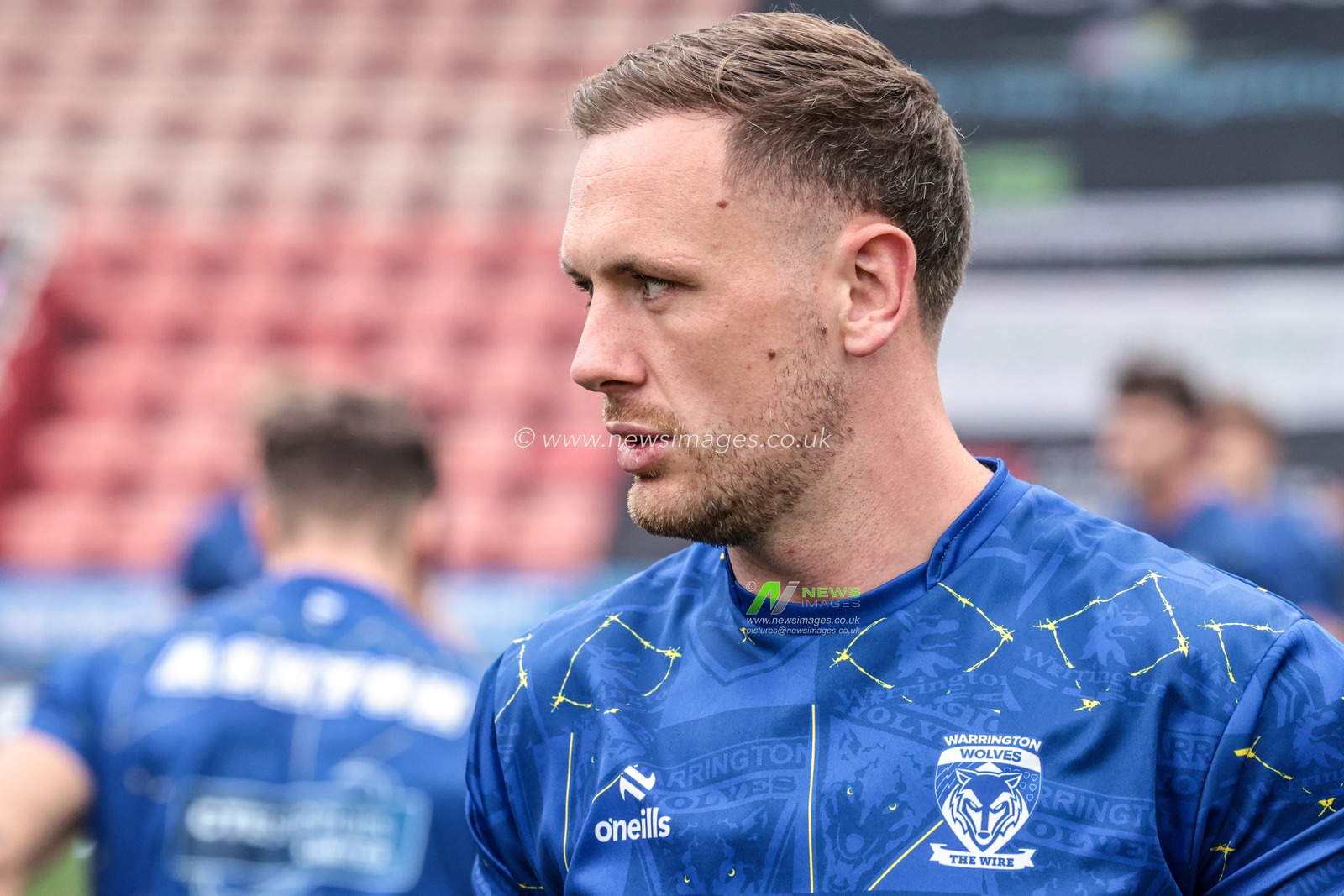 Ben Currie of Warrington Wolves in the pre-game warm up during the Betfred Super League round 20 match Leigh Leopards vs Warrington Wolves at Leigh Sports Village, Leigh, United Kingdom on 25 July 2026

(Photo by Alfie Cosgrove/News Images)