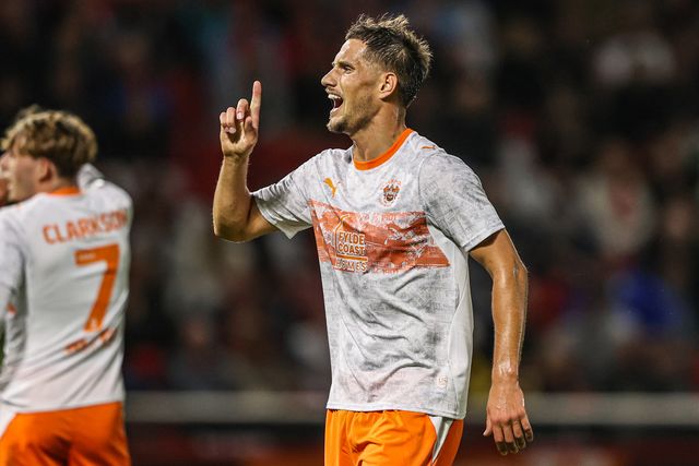 Jerry Yates of Blackpool reacts during the Sky Bet League One match Barnsley vs Blackpool at Oakwell, Barnsley, United Kingdom on 02 September 2026

(Photo by Alfie Cosgrove/News Images)
