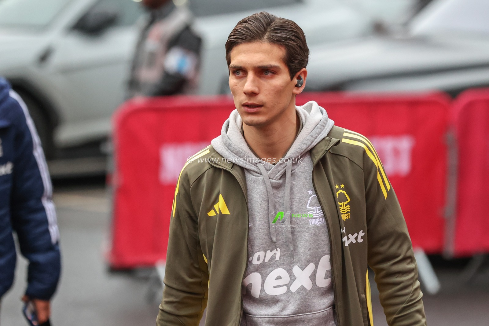 NicolÃ¡s DomÃ­nguez of Nottingham Forest arrives during the Premier League match Nottingham Forest vs Southampton at City Ground, Nottingham, United Kingdom, 19th January 2025

(Photo by Alfie Cosgrove/News Images)