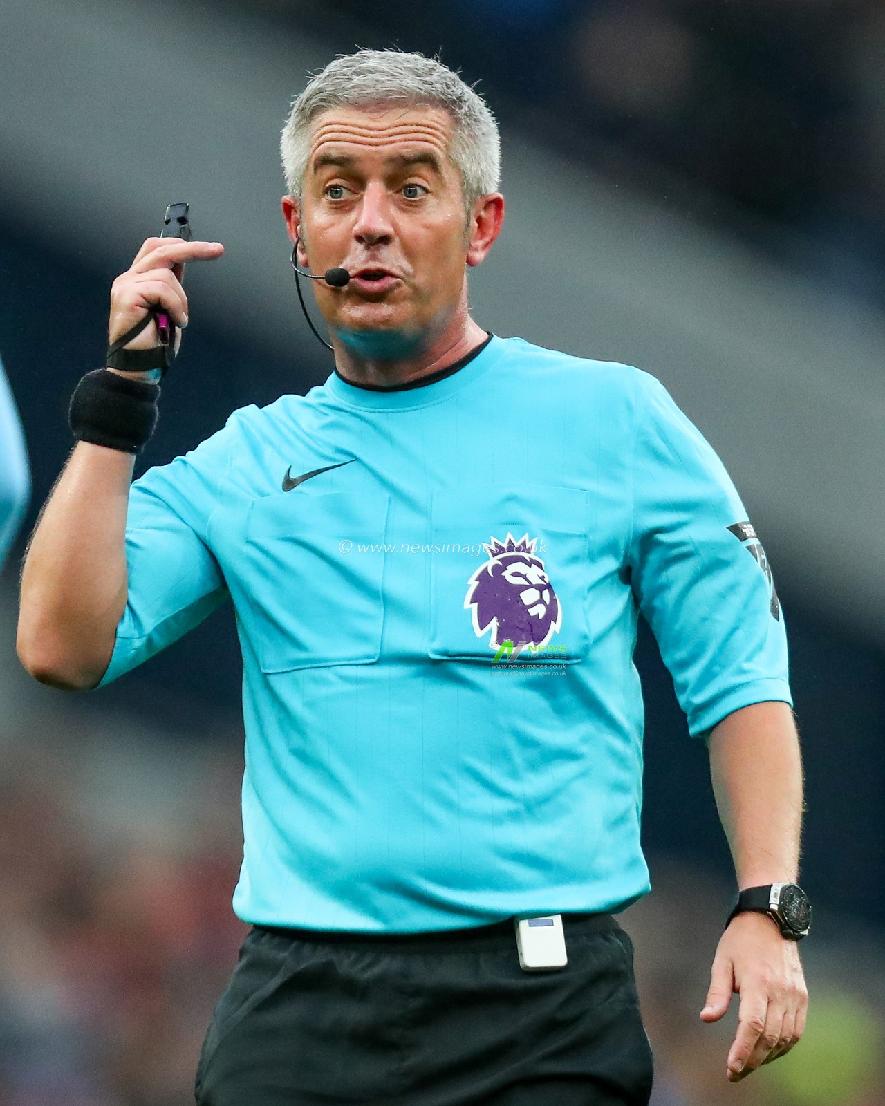 Referee Darren Bond gives instructions during the Premier League match Tottenham Hotspur vs Fulham at Tottenham Hotspur Stadium, London, United Kingdom, 1st December 2024

(Photo by Izzy Poles/News Images)