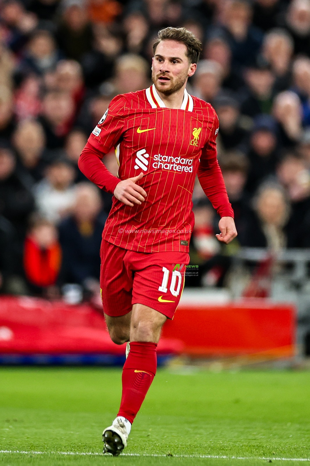 Alexis Mac Allister of Liverpool in action during the UEFA Champions League Last 16 match Liverpool vs Paris Saint-Germain at Anfield, Liverpool, United Kingdom, 11th March 2025

(Photo by Mark Cosgrove/News Images)