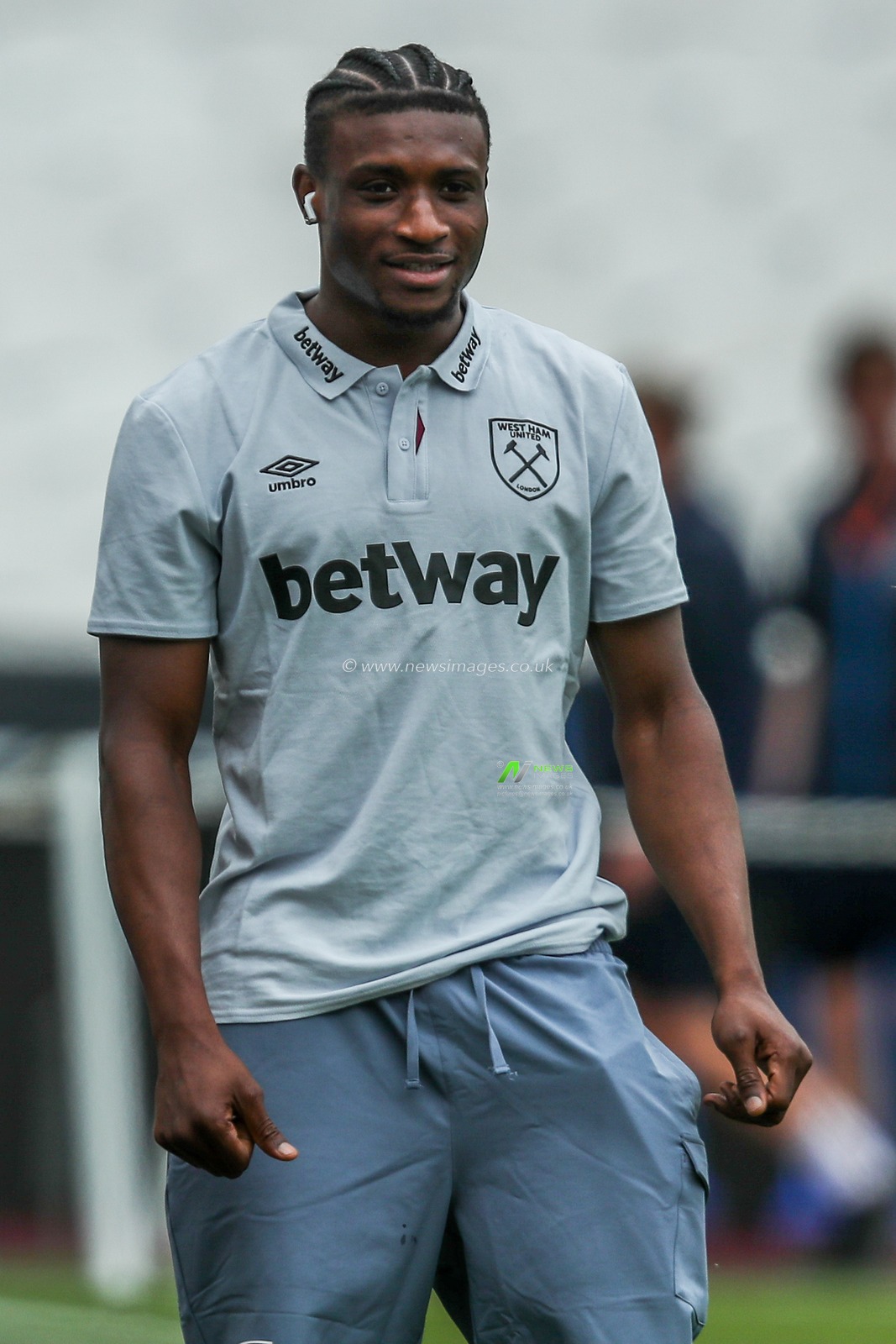 Mohammed Kudus of West Ham United arrives at London Stadium prior to the Premier League match West Ham United vs Nottingham Forest at London Stadium, London, United Kingdom, 18th May 2025

(Photo by Izzy Poles/News Images)
