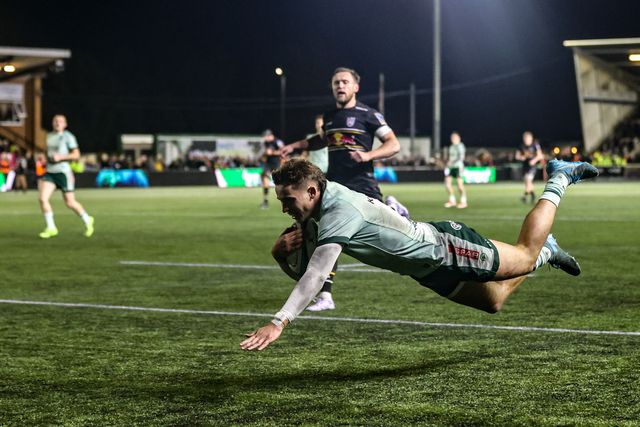 George Pearson of Leicester Tigers goes over for a try to make it 5-5 during the Premiership Rugby Cup match Newcastle Red Bulls vs Leicester Tigers at Kingston Park, Newcastle, United Kingdom, 31st October 2025

(Photo by Alfie Cosgrove/News Images)

*** GER AUT SUI OUT ***