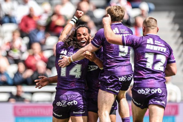 Leroy Cudjoe of Huddersfield Giants celebrates his try during the Betfred Magic Weekend 2025 match Huddersfield Giants vs Hull FC at St. James's Park, Newcastle, United Kingdom, 4th May 2025

(Photo by Mark Cosgrove/News Images)