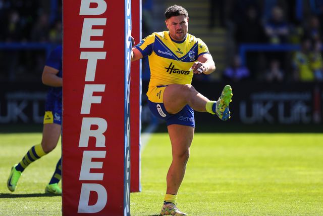 Joe Philbin of Warrington Wolves during the pre-game warm up ahead of the Betfred Challenge Cup Quarter Final match Warrington Wolves vs St Helens at Halliwell Jones Stadium, Warrington, United Kingdom, 5th April 2025

(Photo by Gareth Evans/News Images)