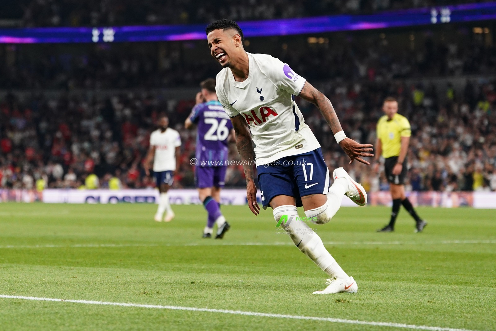 Carabao Cup round 2 Tottenham Hotspur v Charlton Athletic