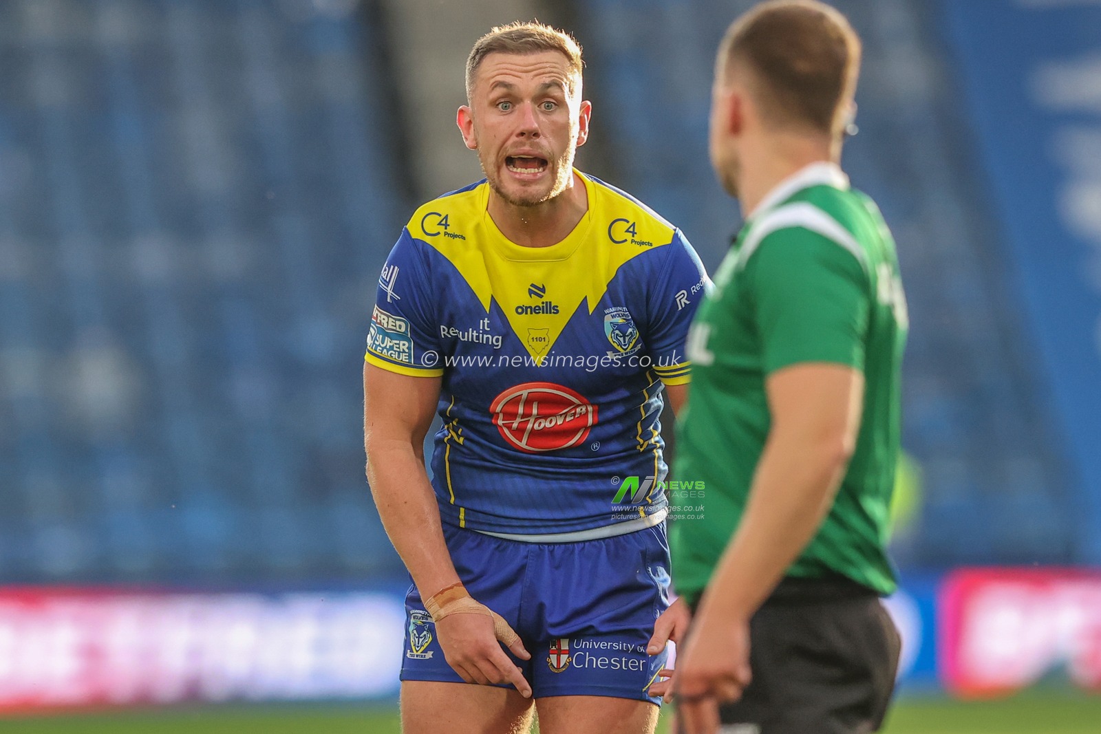 Ben Currie of Warrington Wolves reacts during the Betfred Super League Round 26 match Huddersfield Giants vs Warrington Wolves at John Smith's Stadium, Huddersfield, United Kingdom, 14th September 2024

(Photo by Alfie Cosgrove/News Images)