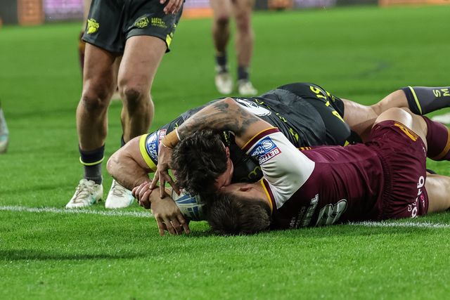 Brodie Croft of Leeds Rhinos goes over for a try during the Betfred Super League round 8 match Huddersfield Giants vs Leeds Rhinos at Accu Stadium, Huddersfield, United Kingdom on 17 April 2026

(Photo by Mark Cosgrove/News Images)