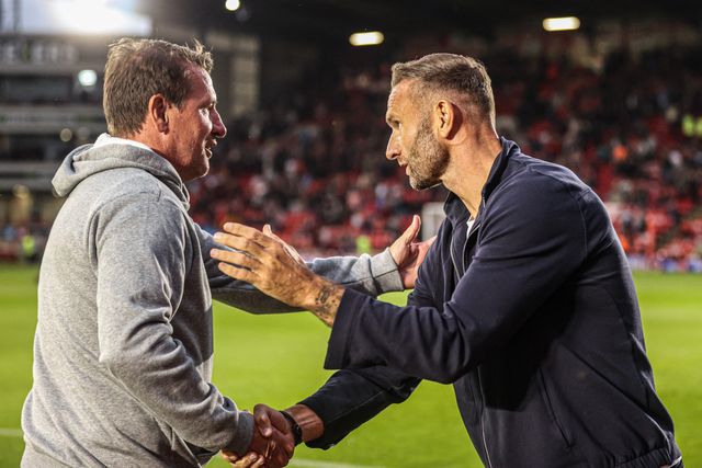 Daniel Stendel manager of Barnsley shakes hands with Ian Evatt manager of Blackpool during the Sky Bet League One match Barnsley vs Blackpool at Oakwell, Barnsley, United Kingdom on 02 September 2026

(Photo by Alfie Cosgrove/News Images)