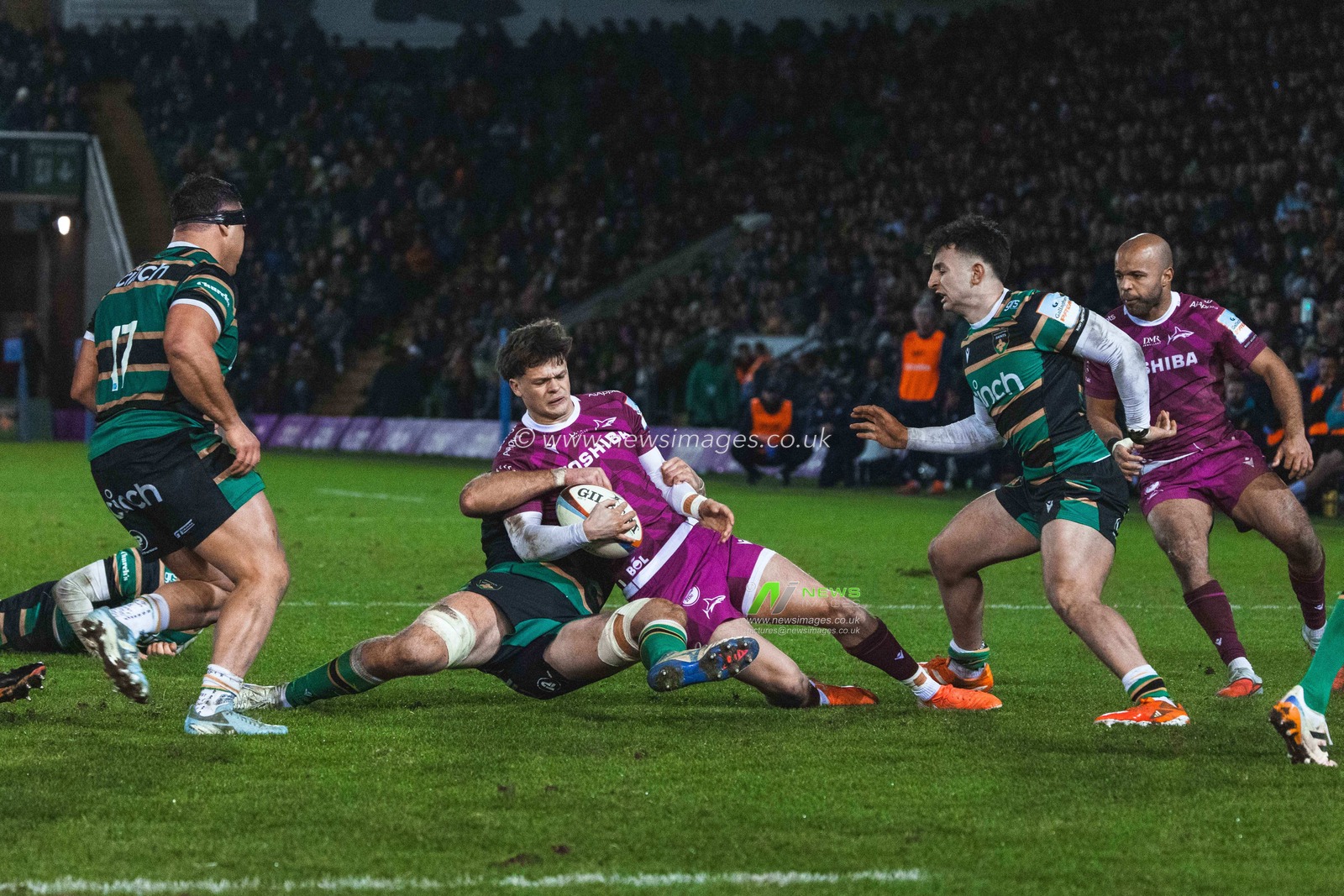 Ollie Davies of Sale Sharks during the Gallagher Premiership match Northampton Saints vs Sale Sharks at Cinch Stadium at Franklin's Gardens, Northampton, United Kingdom, 20th December 2025

(Photo by Craig Evans/News Images)

*** GER AUT SUI OUT ***