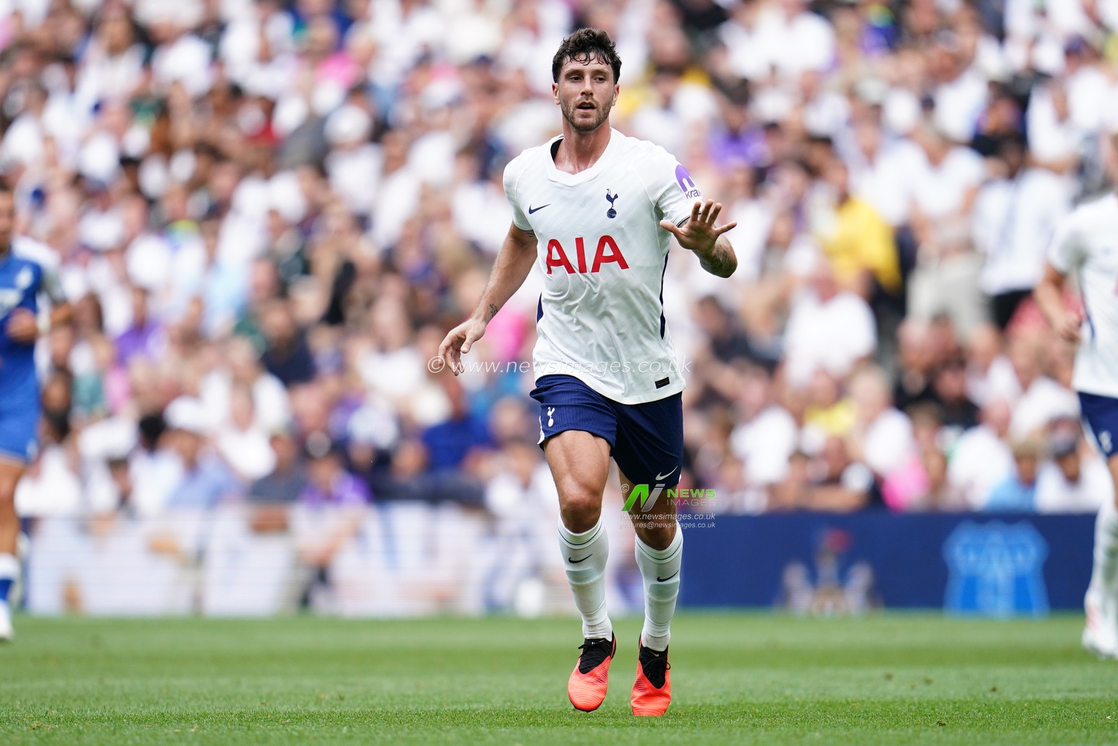 Marcos Senesi of Tottenham Hotspur during the pre-season friendly match Tottenham Hotspur vs Hoffenheim at Tottenham Hotspur Stadium, London, United Kingdom on 15 August 2026

(Photo by Harvey Murphy/News Images)