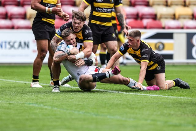 Brock Greacen of Castleford Tigers goes over for a try during the Betfred Super League round 12 match York Knights vs Castleford Tigers at LNER Community Stadium, York, United Kingdom on 16 May 2026

(Photo by Alfie Cosgrove/News Images)