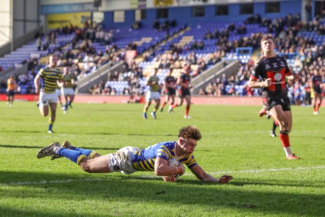 Ewan Irwin of Warrington Wolves goes over for a try during the Betfred Challenge Cup round 4 match Goole Vikings vs Warrington Wolves at The Halliwell Jones Stadium, Warrington, United Kingdom on 14 March 2026

(Photo by Mark Cosgrove/News Images)