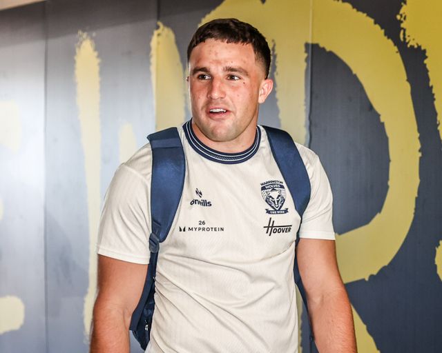 Josh Smith of Warrington Wolves arrives during the Betfred Super League round 12 match Warrington Wolves vs Bradford Bulls at The Halliwell Jones Stadium, Warrington, United Kingdom on 24 May 2026

(Photo by Alfie Cosgrove/News Images)