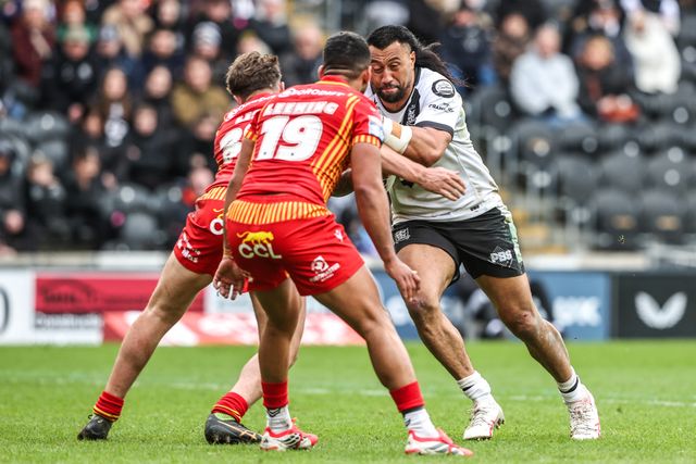 Ligi Sao of Hull FC is tackled by Kruise Leeming of Catalans Dragons during the Betfred Super League round 6 match Hull FC vs Catalans Dragons at MKM Stadium, Hull, United Kingdom on 29 March 2026

(Photo by Alfie Cosgrove/News Images)