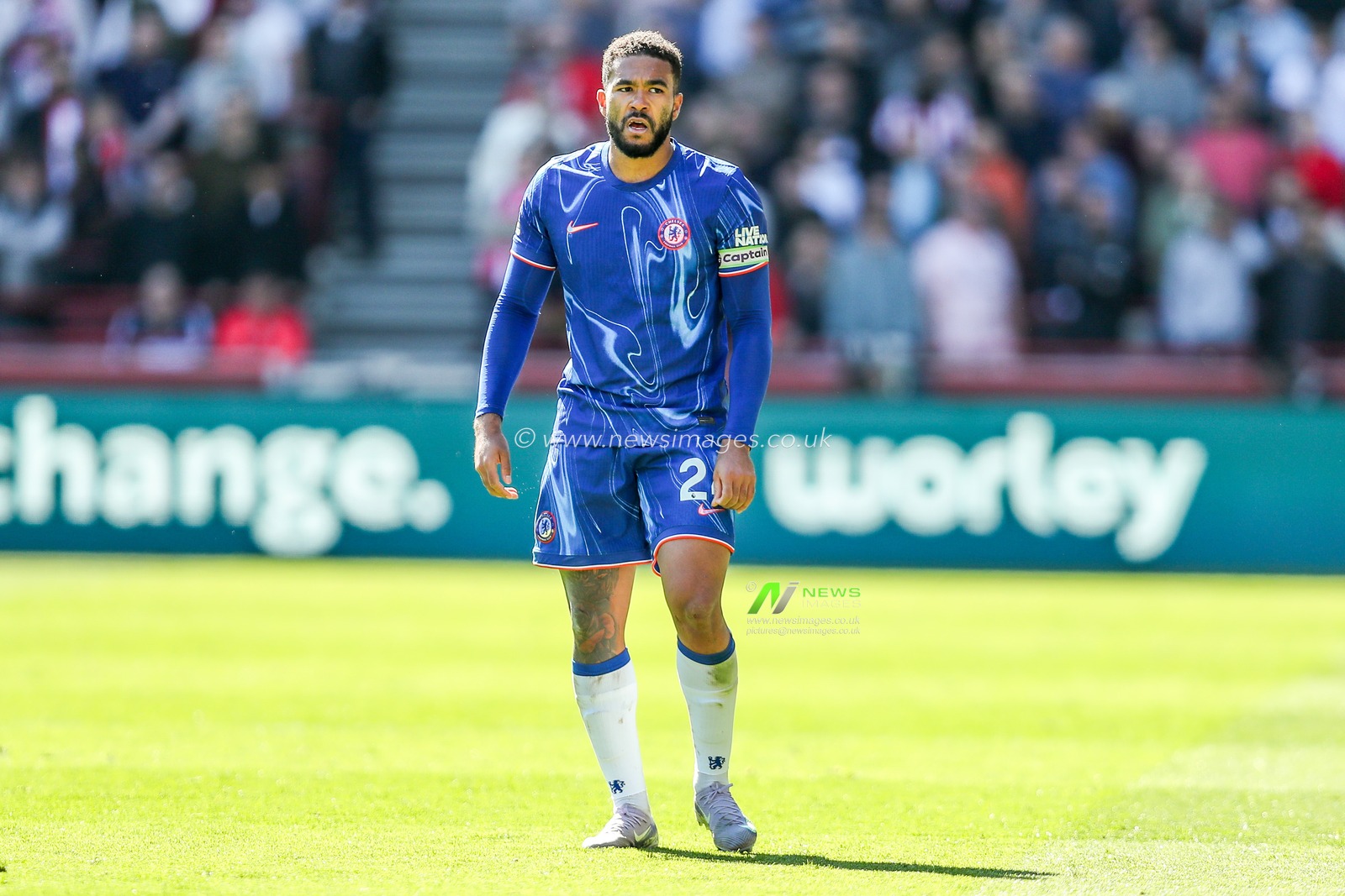 Reece James of Chelsea looks on during the Premier League match Brentford vs Chelsea at The Gtech Community Stadium, London, United Kingdom, 6th April 2025

(Photo by Izzy Poles/News Images)
