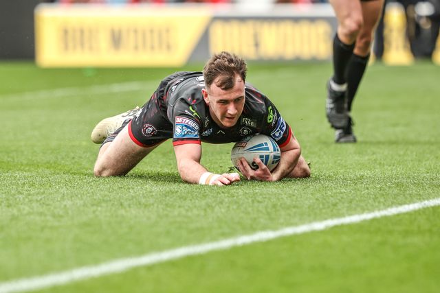 Harry Smith of Wigan Warriors goes over for a try during the Betfred Super League round 7 match St Helens vs Wigan Warriors at The BrewDog Stadium, St Helens, United Kingdom on 03 April 2026

(Photo by Alfie Cosgrove/News Images)