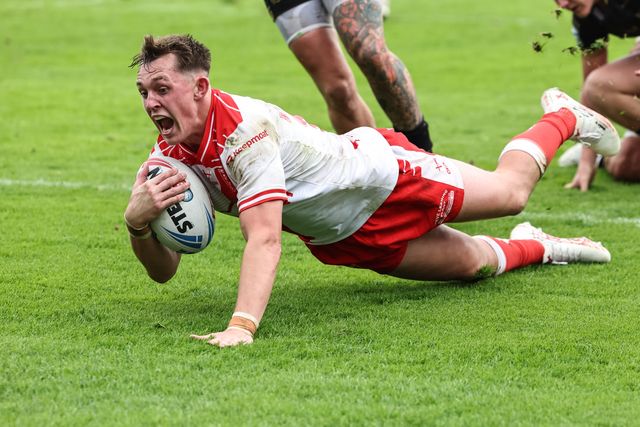 Jack Broadbent of Hull KR goes over for a try to make it 14-0 during the Betfred Super League Round 25 match Hull KR vs Hull FC at Sewell Group Craven Park, Kingston upon Hull, United Kingdom, 7th September 2025

(Photo by Mark Cosgrove/News Images)