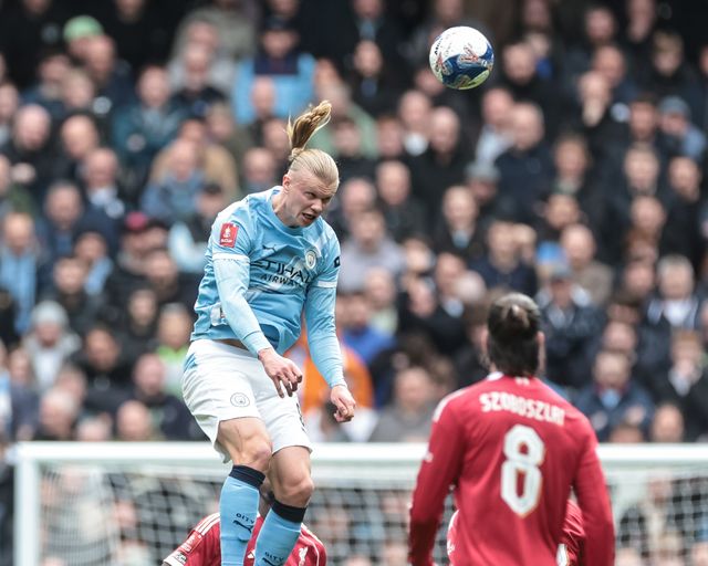 Erling Haaland of Manchester City jumps up to win the high ball during the Emirates FA Cup Quarter-Final match Manchester City vs Liverpool at Etihad Stadium, Manchester, United Kingdom on 04 April 2026

(Photo by Mark Cosgrove/News Images)