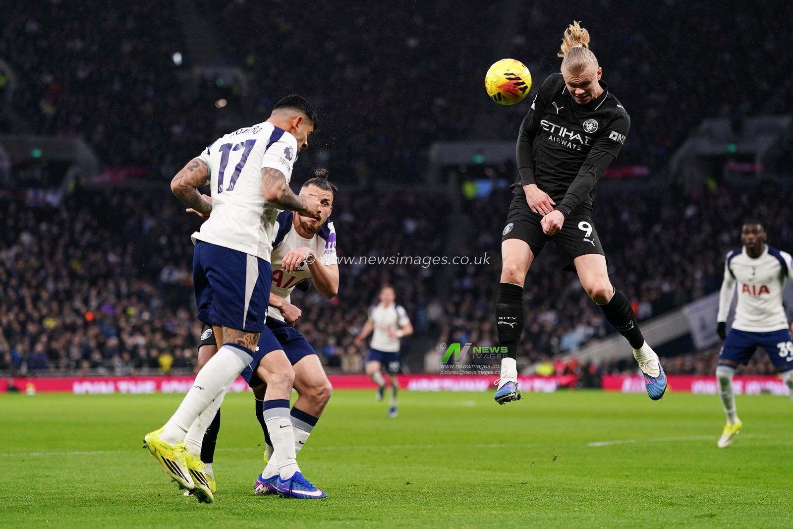 Erling Haaland of Manchester City during the Premier League match Tottenham Hotspur vs Manchester City at Tottenham Hotspur Stadium, London, United Kingdom, 1st February 2026

(Photo by Harvey Murphy/News Images)