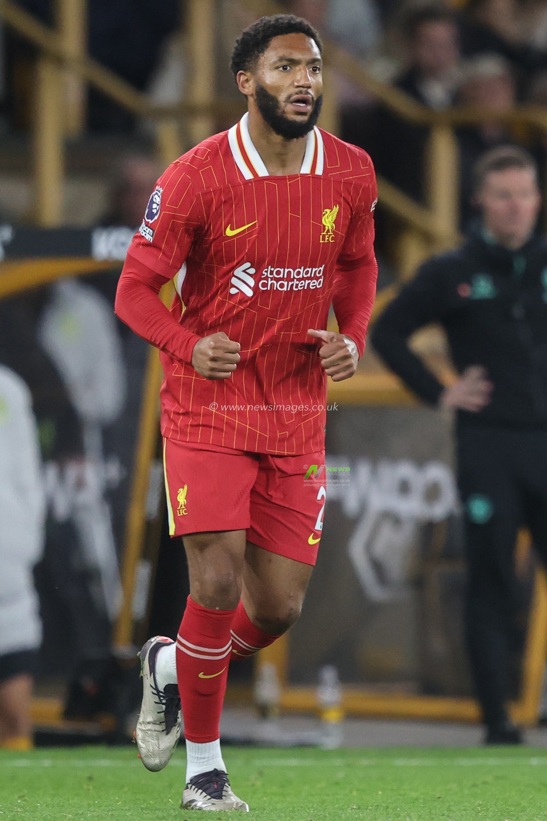 Joe Gomez of Liverpool during the Premier League match Wolverhampton Wanderers vs Liverpool at Molineux, Wolverhampton, United Kingdom, 28th September 2024

(Photo by Alfie Cosgrove/News Images)