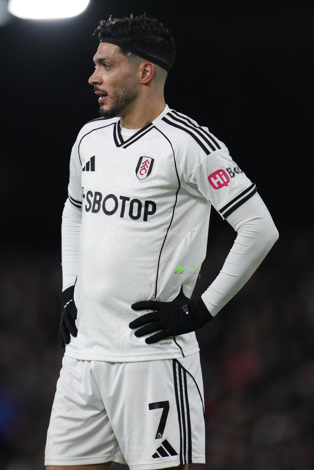 Raul Jimenez of Fulham during the Premier League match Fulham vs Chelsea at Craven Cottage, London, United Kingdom, 7th January 2026

(Photo by Harvey Murphy/News Images)

*** GER AUT SUI OUT ***