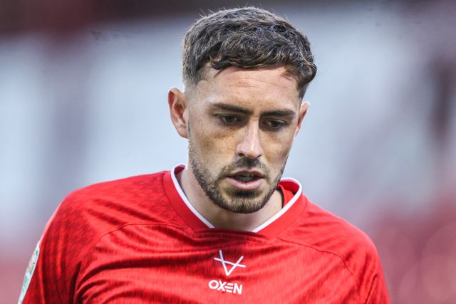 Corey O'Keeffe of Barnsley during the Carabao Cup round 2 match Barnsley vs Crewe Alexandra at Oakwell, Barnsley, United Kingdom on 25 August 2026

(Photo by Alfie Cosgrove/News Images)