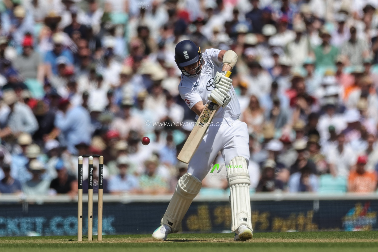 Matthew Fisher of England hits a four during the 2nd Rothesay Test Match Day 3 match England vs New Zealand at The Kia Oval, London, United Kingdom on 19 June 2026

(Photo by Mark Cosgrove/News Images)