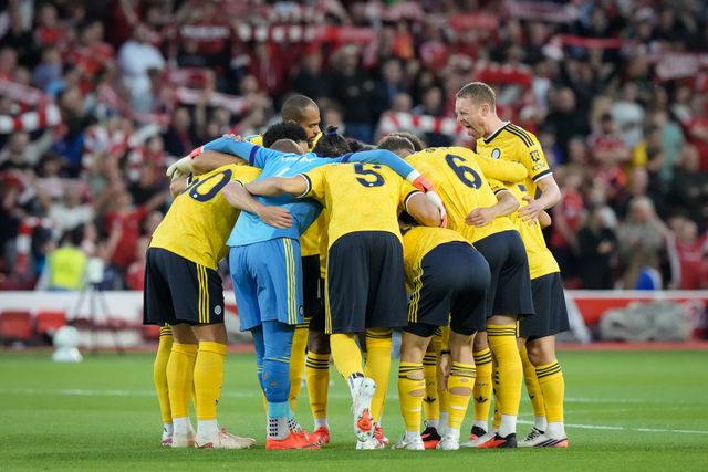 Leeds players in the pre-match team huddle during the Carabao Cup round 2 match Nottingham Forest vs Leeds Rhinos at City Ground, Nottingham, United Kingdom on 25 August 2026

(Photo by Maynard Manyowa/News Images)
