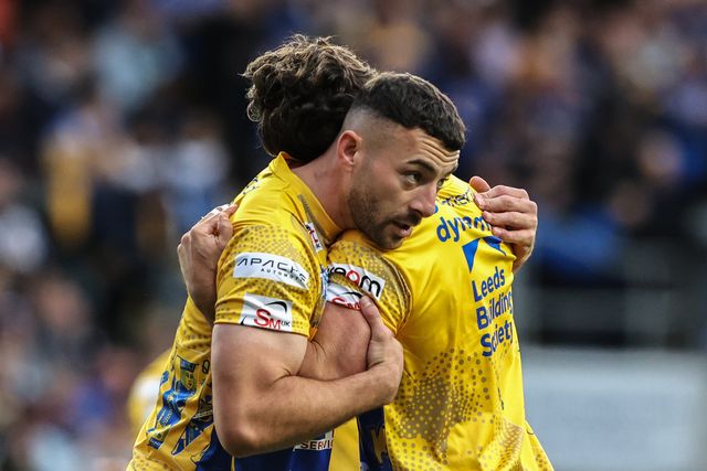 Jake Connor of Leeds Rhinos in the pre-game warm up during the Betfred Super League round 23 match Leeds Rhinos vs Hull KR at Headingley Stadium, Leeds, United Kingdom, 21st August 2025

(Photo by Alfie Cosgrove/News Images)