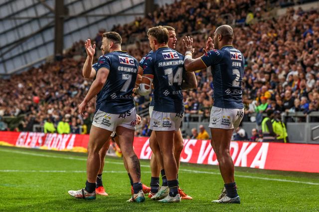 Maika Sivo of Leeds Rhinos celebrates his try during the Betfred Super League round 10 match Leeds Rhinos vs Wakefield Trinity at AMT Headingley Stadium, Leeds, United Kingdom on 01 May 2026

(Photo by Alfie Cosgrove/News Images)