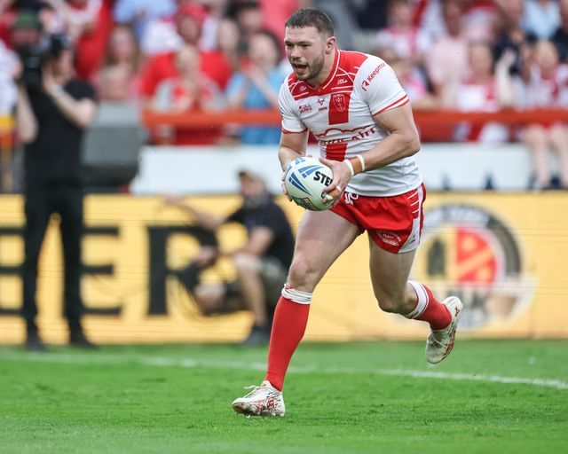 James Batchelor of Hull KR goes over for a try during the Betfred Super League Round 14 Hull KR vs Catalans Dragons at Sewell Group Craven Park, Kingston upon Hull, United Kingdom, 13th June 2025

(Photo by Mark Cosgrove/News Images)