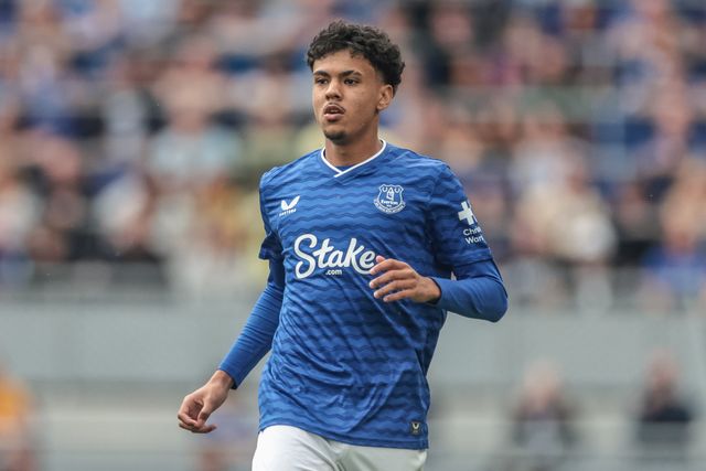 Adam Aznou of Everton during the Pre-season friendly match Everton vs A.S. Roma at Hill Dickinson Stadium, Liverpool, United Kingdom, 9th August 2025

(Photo by Mark Cosgrove/News Images)
