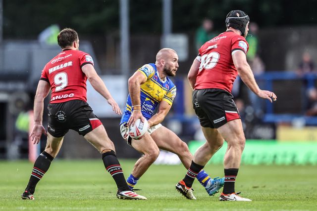 Jarrod O'Connor of Leeds Rhinos in action during the game during the Betfred Super League round 19 match Leeds Rhinos vs Salford Red Devils at Headingley Stadium, Leeds, United Kingdom, 18th July 2025

(Photo by Alfie Cosgrove/News Images)