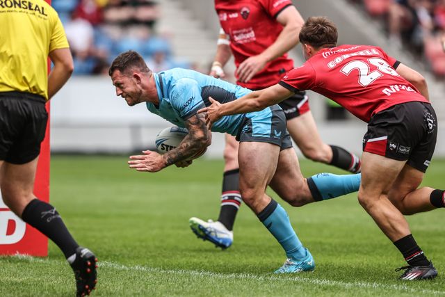 Cade Cust of Hull FC goes over for a try during the Betfred Super League round 15 match Salford Red Devils vs Hull FC at Salford Community Stadium, Eccles, United Kingdom, 22nd June 2025

(Photo by Alfie Cosgrove/News Images)