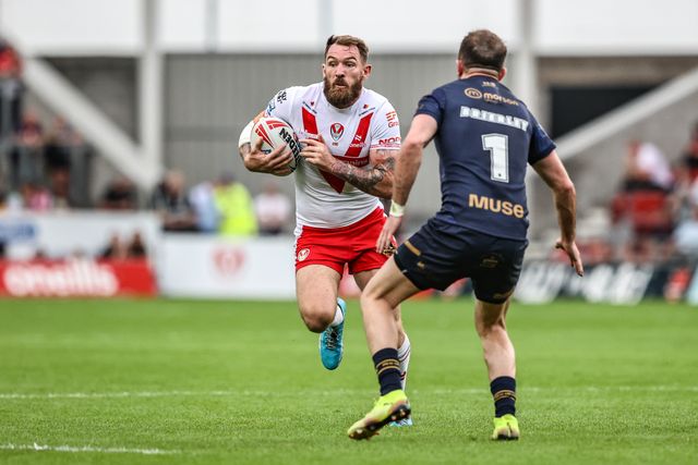 Daryl Clark of St. Helens breaks with the ball during the Betfred Super League round 16 match St Helens vs Salford Red Devils at Totally Wicked Stadium, St Helens, United Kingdom, 29th June 2025

(Photo by Alfie Cosgrove/News Images)