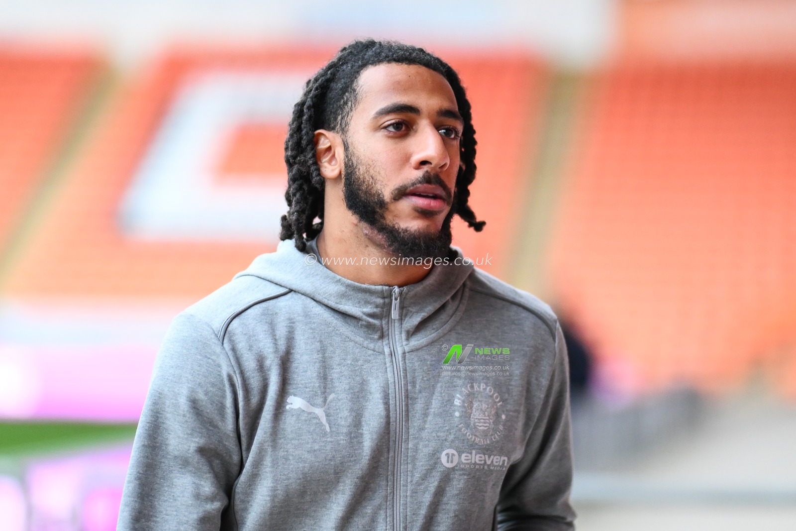 Dom Thompson of Blackpool arrives ahead of the Bristol Street Motors Trophy match Blackpool vs Liverpool U21 at Bloomfield Road, Blackpool, United Kingdom, 6th November 2024

(Photo by Craig Thomas/News Images)