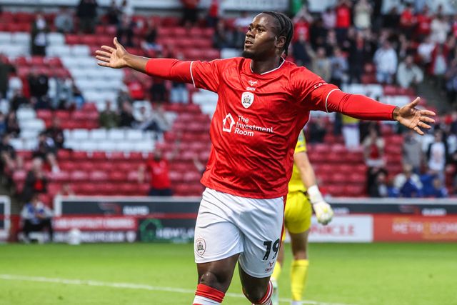 Reyes Cleary of Barnsley celebrates his goal to make it 1-1 during the Carabao Cup round 2 match Barnsley vs Crewe Alexandra at Oakwell, Barnsley, United Kingdom on 25 August 2026

(Photo by Alfie Cosgrove/News Images)
