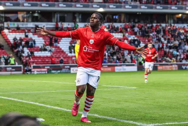Reyes Cleary of Barnsley celebrates his goal to make it 1-1 during the Carabao Cup round 2 match Barnsley vs Crewe Alexandra at Oakwell, Barnsley, United Kingdom on 25 August 2026

(Photo by Alfie Cosgrove/News Images)